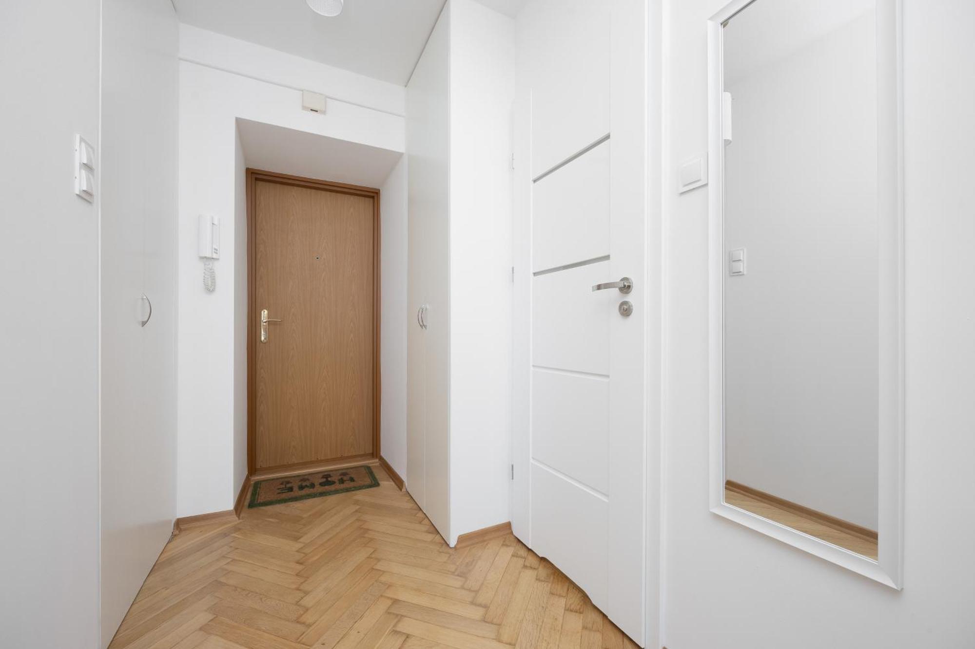 Apartments Warsaw Krolewska By Renters Exterior photo